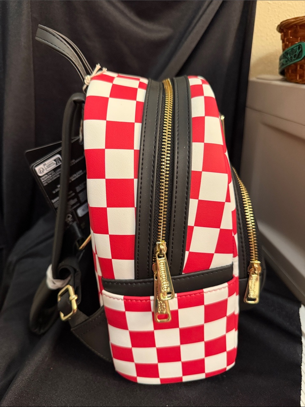 Loungefly NWT Red & White Checker Joe Cool Backpack - Picture 2 of 9